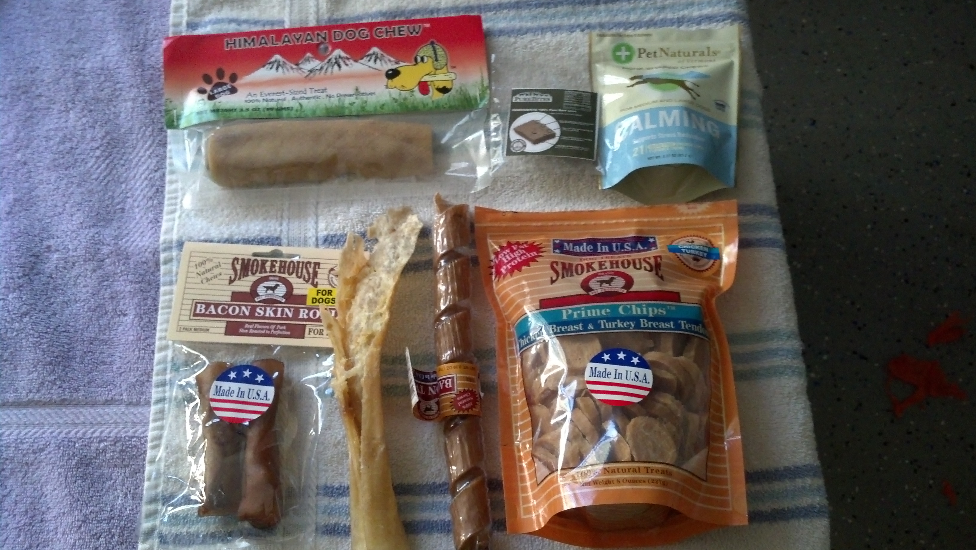 Pets Love Toys April 2013 Box review